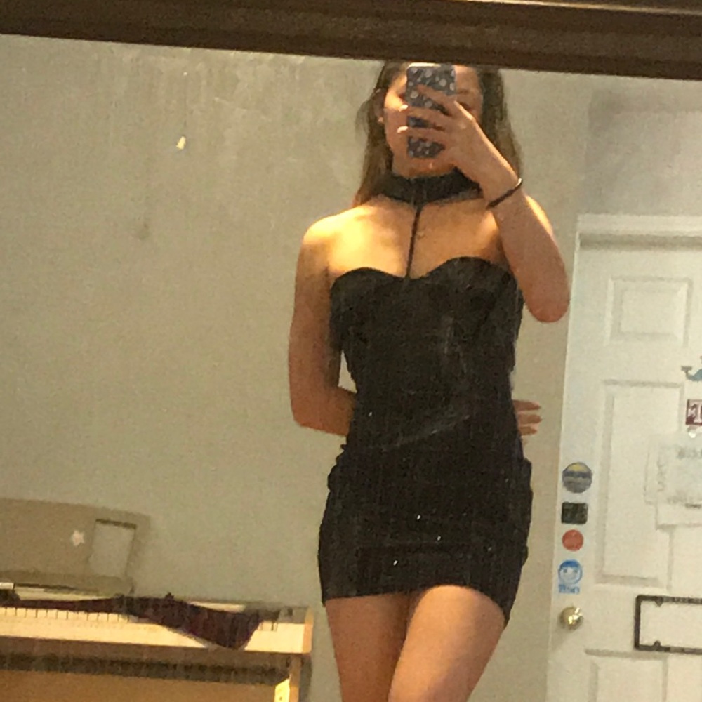 Black sparkly Body Con and Backless | xs